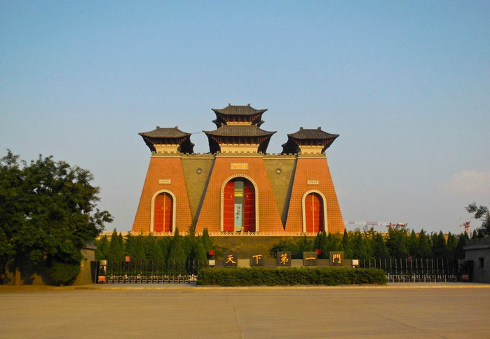 临汾市领导与市民朋友们共话发展